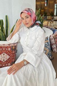 Lamelif Çiçek Desen Soft Eşarp Siyah Kırmızı