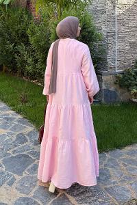 Lamelif Ön Yarım Düğme Detaylı Müslin Kumaş Tesettür Elbise Pembe