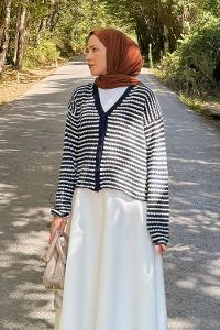 Lamelif İnce Çizgili Triko Hırka Lacivert