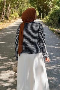 Lamelif İnce Çizgili Triko Hırka Lacivert