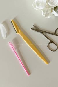 Very Colorful-en Eyebrow Lash Care