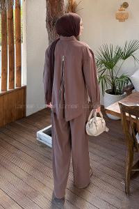 Lamelif Sırt Fermuar Detaylı Pantolonlu Takım Kahverengi