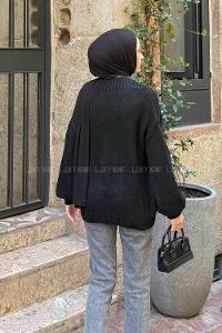 Black Neckband Long Arm Jumper