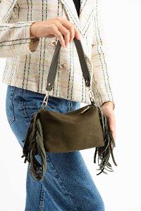 Lamelif Süet Püsküllü Kadın Omuz Çantası Haki