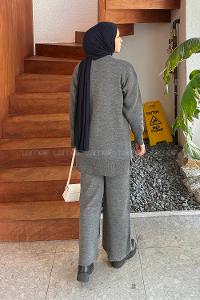 Lamelif Cep Detaylı Triko Takım Füme