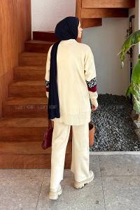 Lamelif Desenli Triko Takım Krem