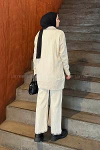 Lamelif Kurdela Detaylı Triko Takım Krem