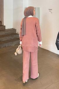 Lamelif Yakası Taşlı Triko Takım Pudra Rengi