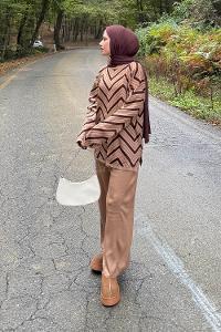 Lamelif Çizgi Detaylı Triko Takım Camel