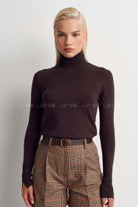 Dark Brown Crew Neck Knitwear
