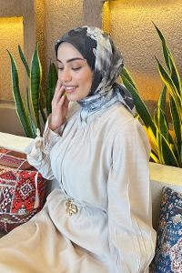 Lamelif Çiçek Desen Bambu Eşarp Siyah Gri