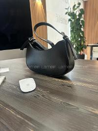 Kadın Kemer Aksesuarlı Baget Omuz Çantası Siyah