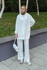 White Hood Neck Long Arm Cotton Regular Trousers Comfortable Suit