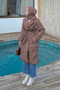 Lamelif Bağlama Detaylı Kapitone Mont Acı Kahve