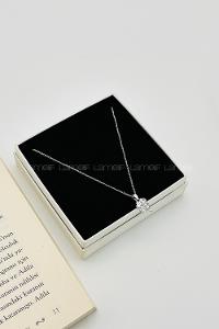 Lamelif Gümüş Kristal Taşlı Zirkon Şans Yoncası Kolye