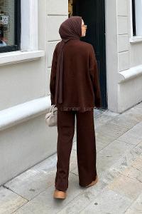 Bitter Brown Crew Neck Long Arm Without Accessories Knitwear Regular Trousers Comfortable Suit