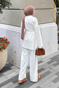 Lamelif Yırtmaçlı İkili Takım Beyaz