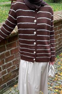 Lamelif Çizgi Detaylı Hırka Acı Kahve