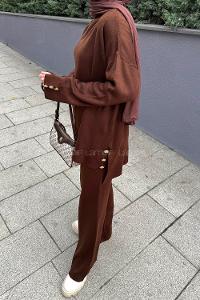 Lamelif Düğme Detaylı Triko Takım Acı Kahve