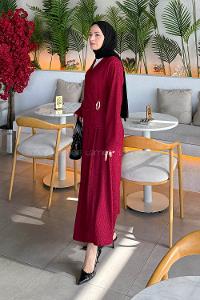 Lamelif Broş Detaylı Etekli Takım Bordo