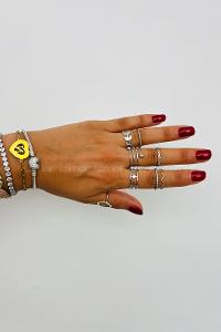 Lamelif Gümüş 8li Kombin Yaprak Yüzük Seti