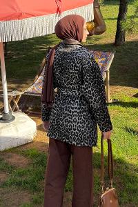 Bitter Brown Shirt Collar Long Arm Cotton Denim Jacket