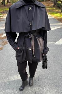 Lamelif Bağlama Detaylı Pelerinli Trençkot Siyah