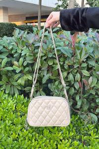 Kapitone Fermuarlı Mıknatıs Kapak Bölmeli Çok Gözlü Günlük Kadın Omuz Çantası