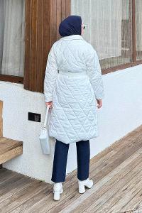 Lamelif Bağlama Detaylı Kapitone Mont Beyaz