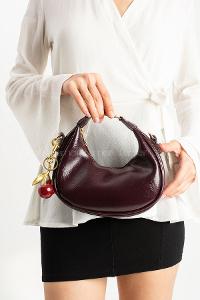 Lamelif Betty Model Charm Hediyeli Kadın El Ve Omuz Çantası Bordo