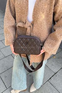 Kapitone Fermuarlı Mıknatıs Kapak Bölmeli Çok Gözlü Günlük Kadın Omuz Çantası