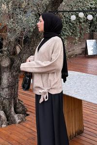 Lamelif Fiyonklu Triko Hırka Bej