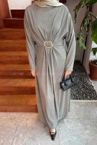 Lamelif Toka Detaylı Tesettür Elbise Haki