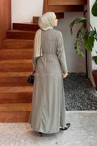 Lamelif Toka Detaylı Tesettür Elbise Haki