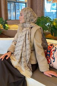 Lamelif Guess Desen Kaşmir Çift Taraflı Şal Soft Kahve