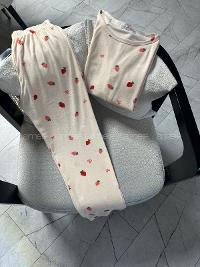Lamelif Çilek Baskı Detaylı Pijama Takımı