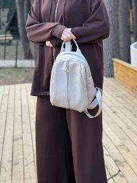 Lamelif Gümüş Fermuarlı Suni Deri Sırt Çantası