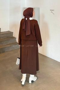 Lamelif Beyaz Yaka Triko Takım Acı Kahve