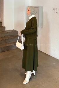 Lamelif Beyaz Yaka Triko Takım Haki