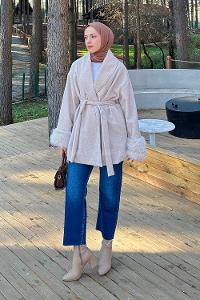 Lamelif Kol Kürk Detaylı Kaban Krem