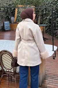 Lamelif Kol Kürk Detaylı Kaşe Kaban Taş Rengi