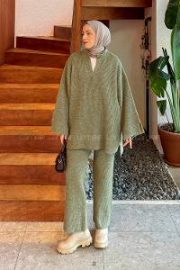 Green Neckband Long Arm Knitwear Regular Trousers Comfortable Suit
