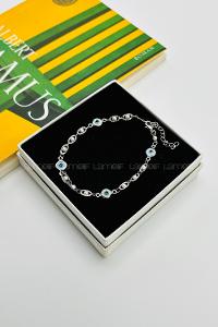 White-6 Without Accessories Gold Straight Wristband