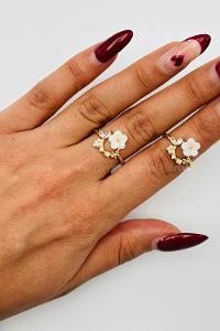 Lamelif Gold Kristal Taşlı Zarif Çiçek Ayarlanabilir Yüzük