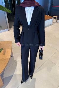 Lamelif Belden Oturtmalı Ceket-Pantolon Takım Siyah