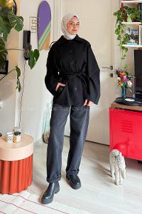 Lamelif Bağlama Detaylı Omuz Apoletli Trençkot Siyah