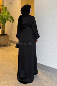 Lamelif Degaje Detaylı Balon Kol Tesettür Elbise Siyah