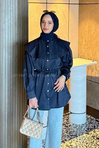 Lamelif Geniş Yakalı Biyeli Gömlek Gece Mavisi