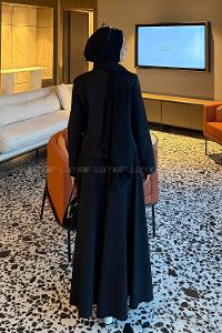 Black Crew Neck Long Arm Polyester Pleated Suit