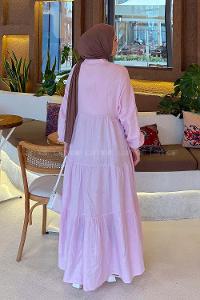 Lamelif Ön Yarım Düğme Detaylı Müslin Kumaş Tesettür Elbise Pembe